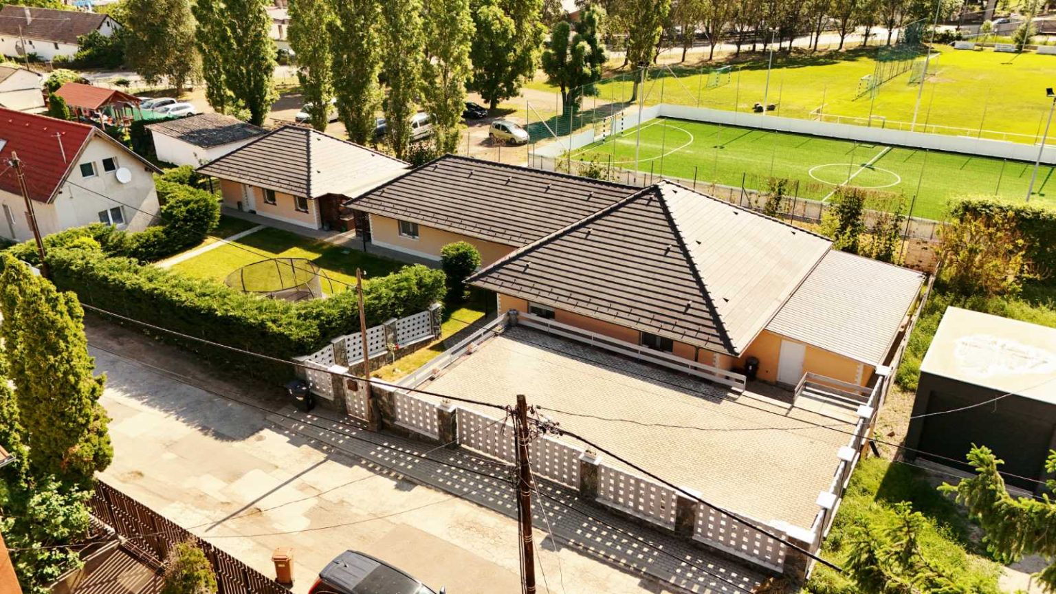 Dunabogdány eladó családi ház image 1