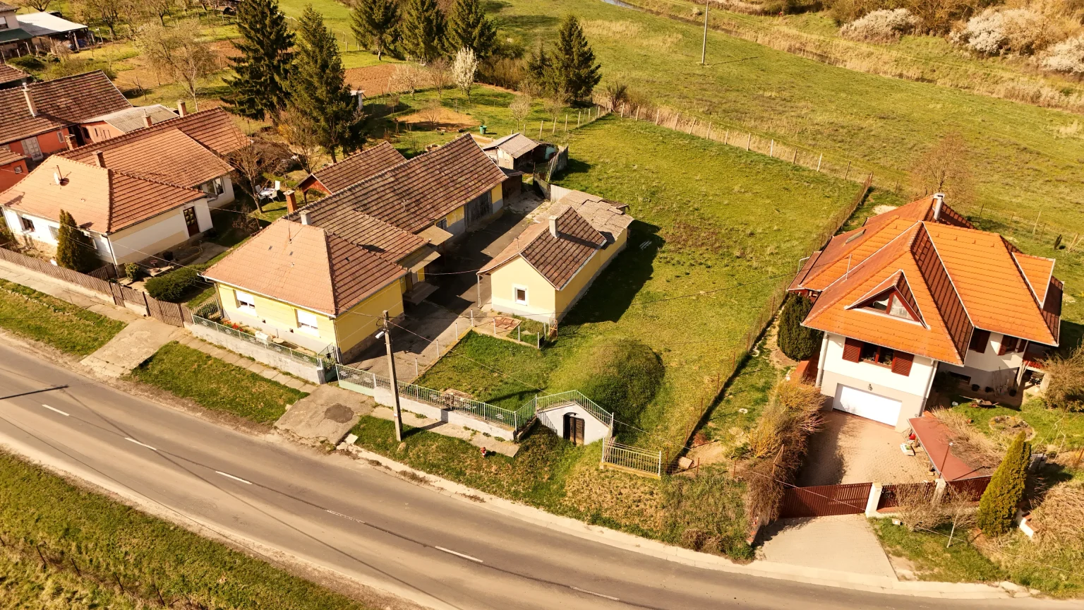 Felsőpetény eladó családi ház 4+1 fél szobás: 39,9 millió Ft image 2
