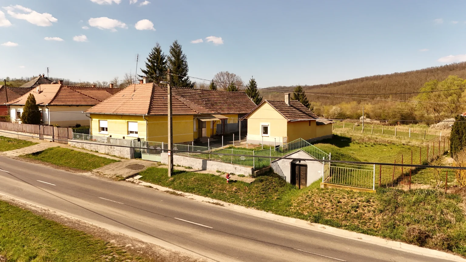 Felsőpetény eladó családi ház 4+1 fél szobás: 39,9 millió Ft image 3